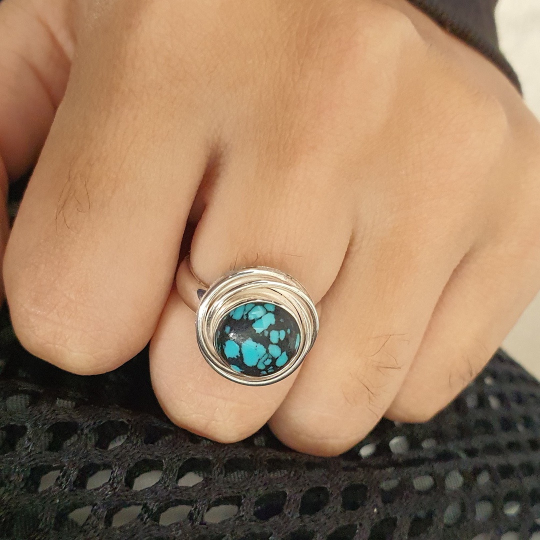 Sterling silver turquoise ring image 3
